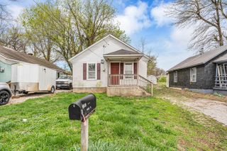 2100 West Lee Street, Springfield, MO 65803