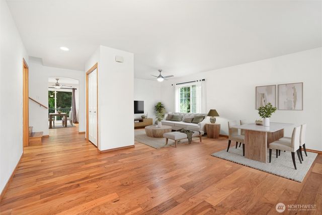 5708 9th Drive W, Everett, WA 98203