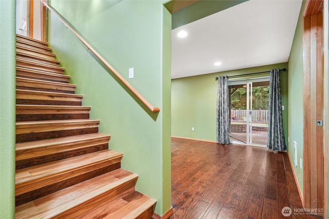 5708 9th Drive W, Everett, WA 98203
