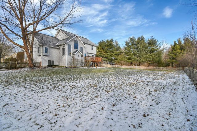 28 Calumet Drive N, Granville, OH 43023