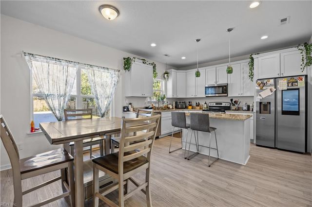 3723 Ervin ST, Hampton, VA 23661