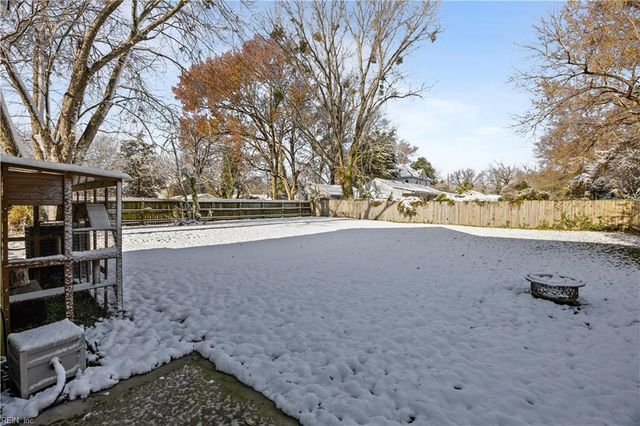 3723 Ervin ST, Hampton, VA 23661