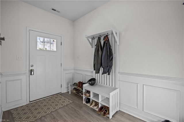 3723 Ervin ST, Hampton, VA 23661