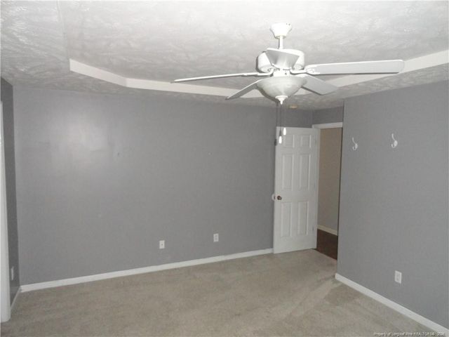 172 Emma Lane, Raeford, NC 28376