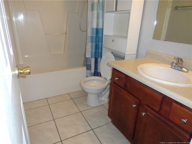 172 Emma Lane, Raeford, NC 28376