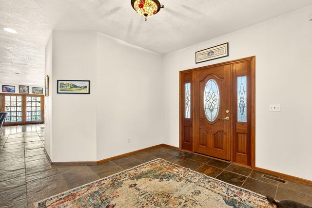 7555 E Antelope Road, Eagle Point, OR 97524