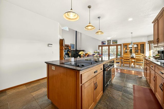 7555 E Antelope Road, Eagle Point, OR 97524