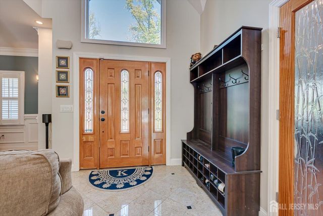 233 Matchaponix Avenue, Monroe, NJ 08831