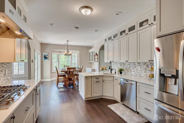 233 Matchaponix Avenue, Monroe, NJ 08831