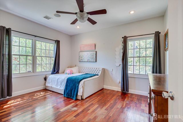 233 Matchaponix Avenue, Monroe, NJ 08831