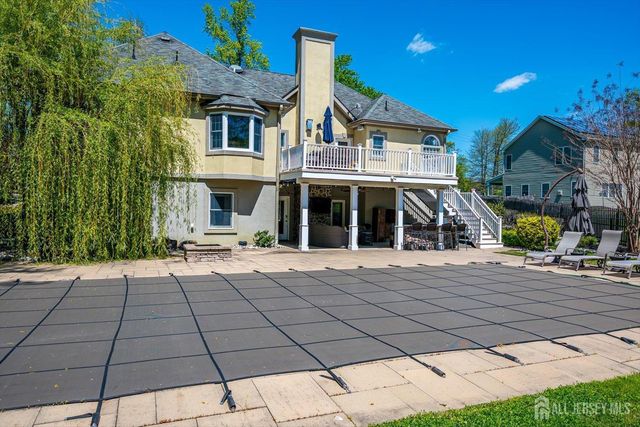233 Matchaponix Avenue, Monroe, NJ 08831