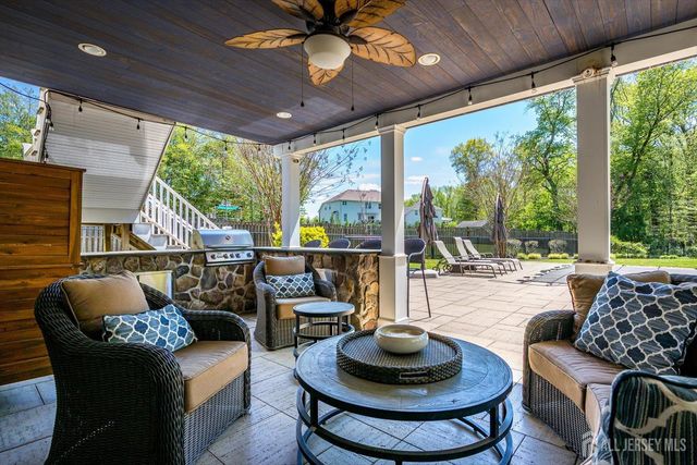 233 Matchaponix Avenue, Monroe, NJ 08831