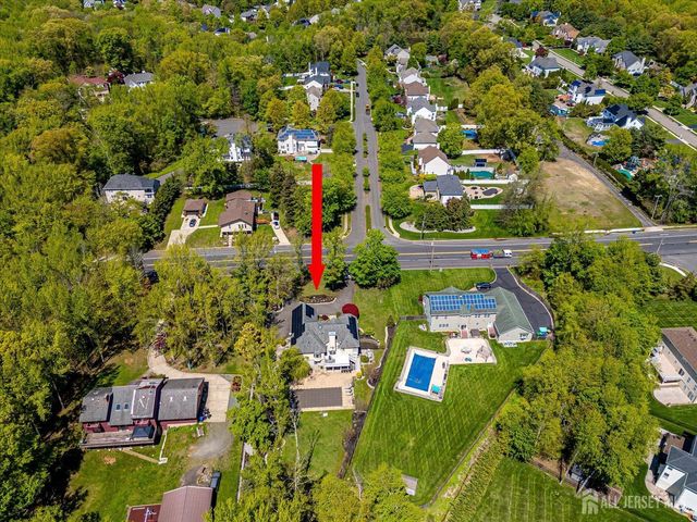 233 Matchaponix Avenue, Monroe, NJ 08831