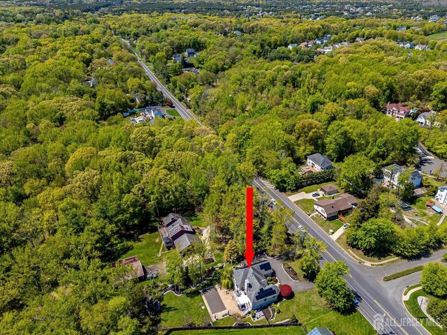 233 Matchaponix Avenue, Monroe, NJ 08831
