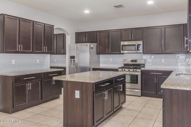 17186 W Lisbon Lane, Surprise, AZ 85388