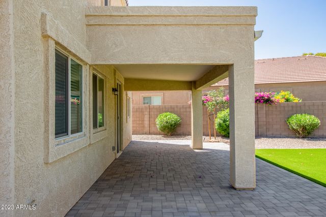 17186 W Lisbon Lane, Surprise, AZ 85388