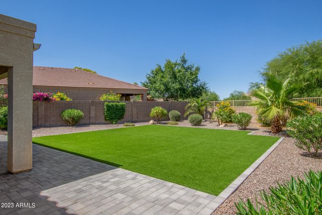 17186 W Lisbon Lane, Surprise, AZ 85388