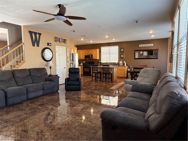 7842 Flat Creek Street, Las Vegas, NV 89131