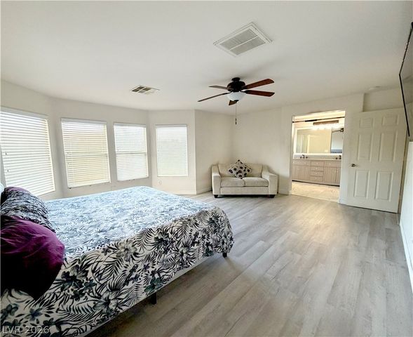 7842 Flat Creek Street, Las Vegas, NV 89131