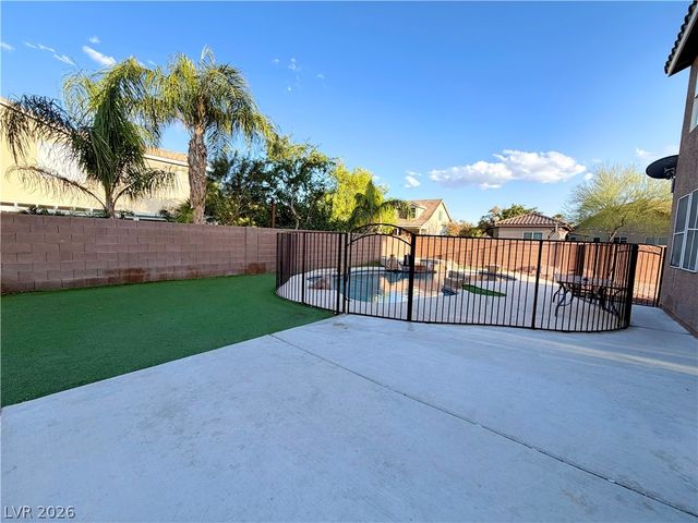 7842 Flat Creek Street, Las Vegas, NV 89131