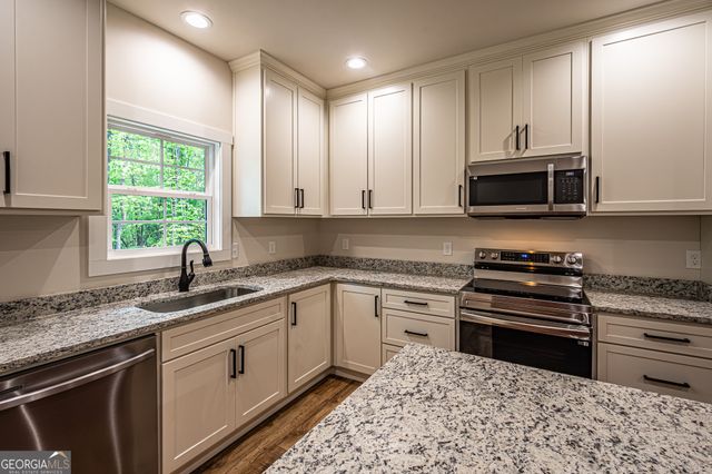 15 Eloise Way, Dawsonville, GA 30534