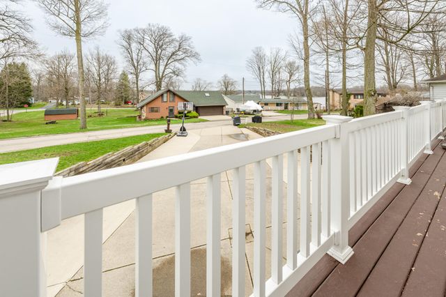 5661 Clark Street, Coloma, MI 49038