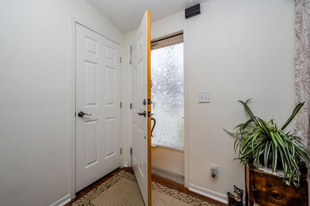 5661 Clark Street, Coloma, MI 49038