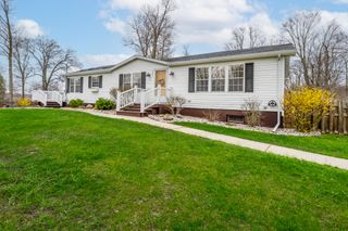 5661 Clark Street, Coloma, MI 49038