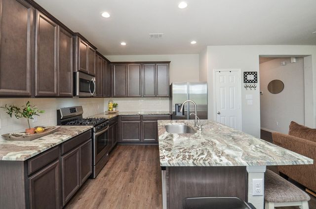 137 Eliana Shores Drive, Katy, TX 77493