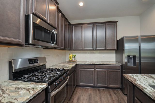 137 Eliana Shores Drive, Katy, TX 77493