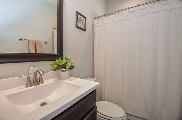 137 Eliana Shores Drive, Katy, TX 77493