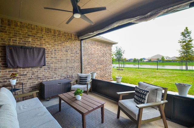 137 Eliana Shores Drive, Katy, TX 77493
