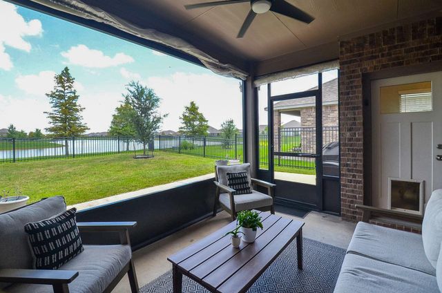 137 Eliana Shores Drive, Katy, TX 77493