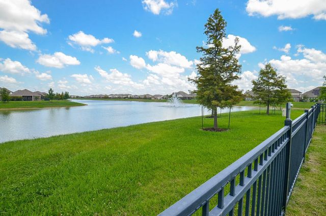 137 Eliana Shores Drive, Katy, TX 77493