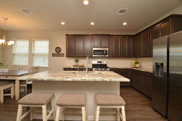 137 Eliana Shores Drive, Katy, TX 77493