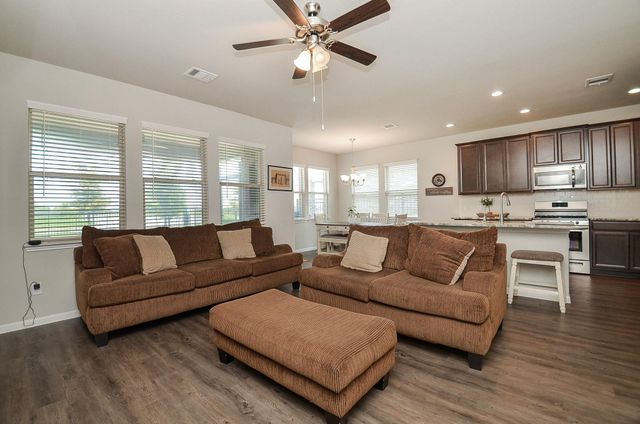 137 Eliana Shores Drive, Katy, TX 77493