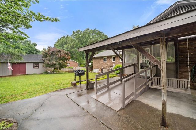 289 Flintshire Road, Winston-salem, NC 27104