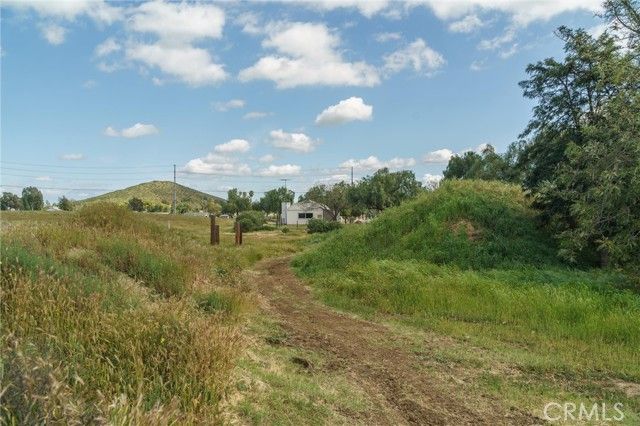 33041 Briggs Road, Menifee, CA 92584