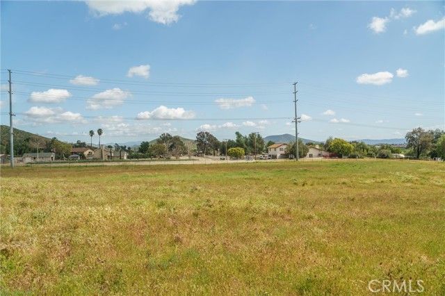 33041 Briggs Road, Menifee, CA 92584