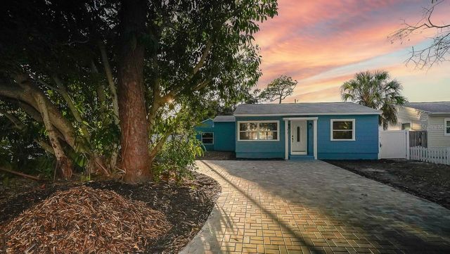 1413 60TH STREET S, Gulfport, FL 33707