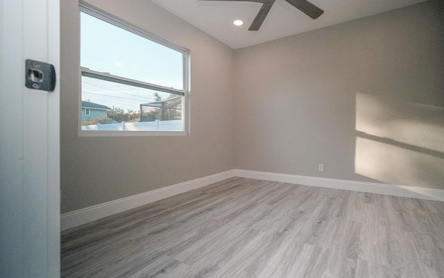 1413 60TH STREET S, Gulfport, FL 33707