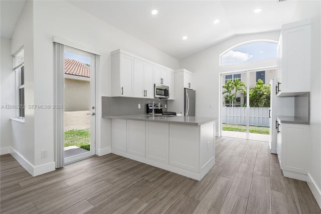 15130 SW 49th Court 15130, Davie, FL 33331