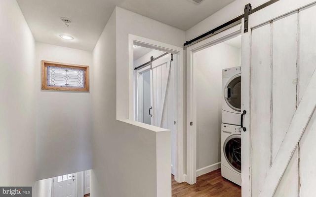 3 N LINWOOD AVE, Baltimore, MD 21224