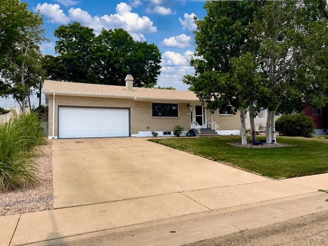 29 Fordham Circle, Pueblo, CO 81005