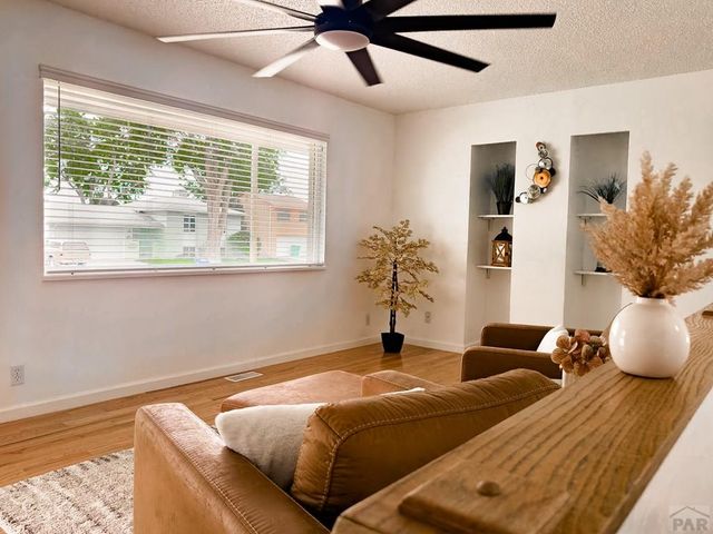 29 Fordham Circle, Pueblo, CO 81005