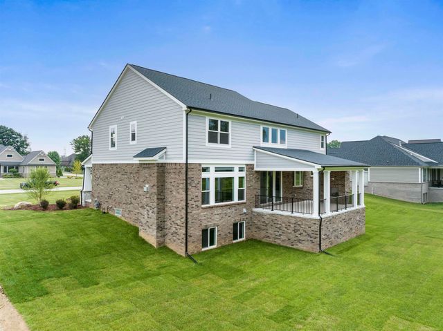 64111 Bur Oak Drive 19, Washington, MI 48095