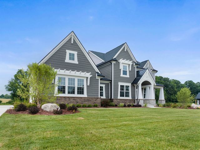 64111 Bur Oak Drive 19, Washington, MI 48095