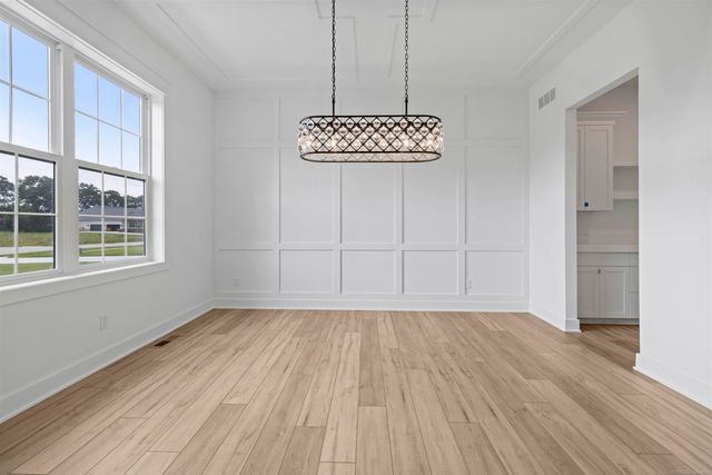 64111 Bur Oak Drive 19, Washington, MI 48095