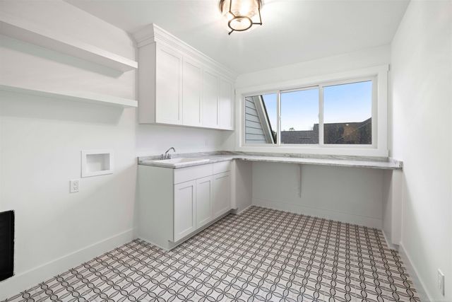 64111 Bur Oak Drive 19, Washington, MI 48095