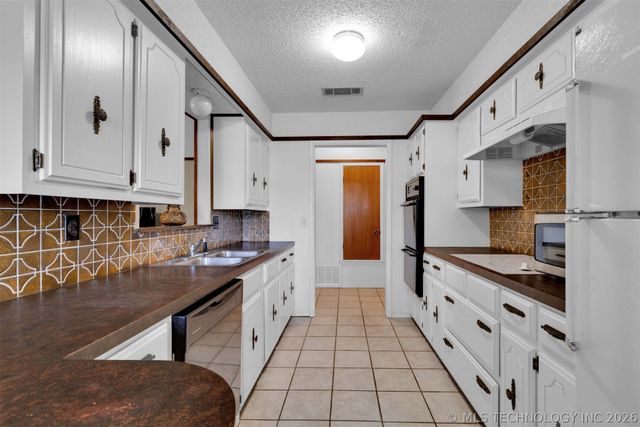115 Cornell, Durant, OK 74701